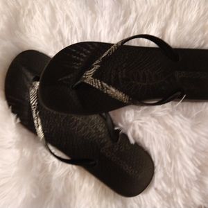 Ipanema | Shoes | Size 7 Ipanema Black And Silver Rubber Flip Flops |  Poshmark
